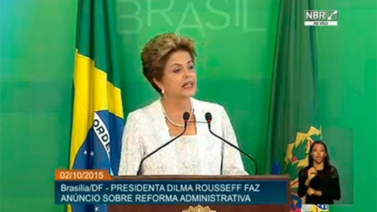 Golpe de timón: Dilma Rousseff cambia ministros para lavar su imagen en Brasil