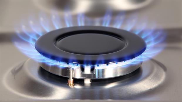 El Gobierno oficializó la derogación del aumento del gas mientras negocia con las empresas un plan de pagos