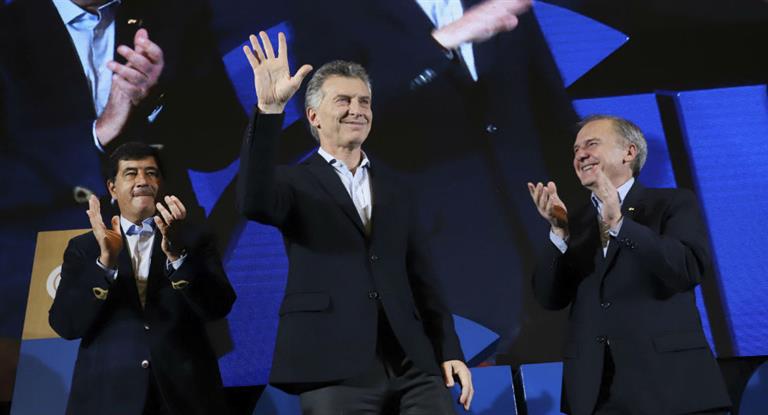 Macri prometió a empresarios medidas para dar respiro a las pymes
