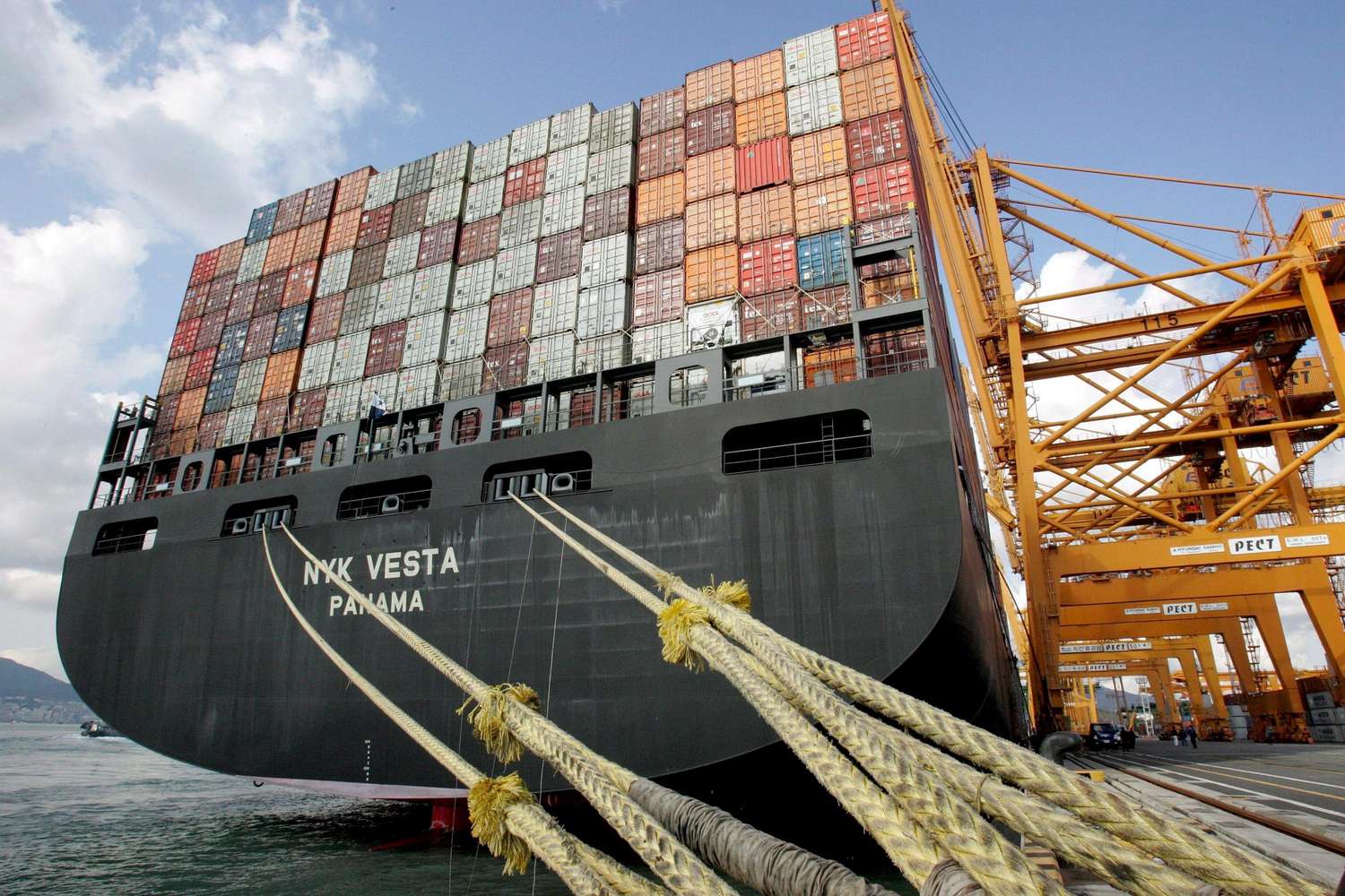 Argentina revirtió el déficit comercial con Brasil, tras el repunte en las exportaciones