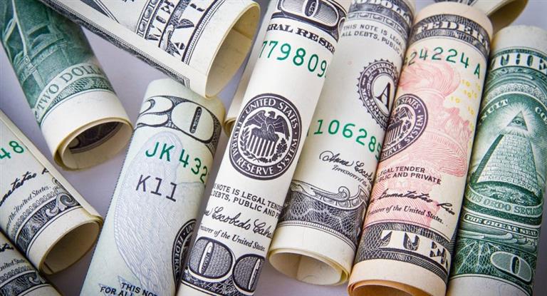 En rueda atípica por feriado en EEUU, el dólar aumenta 9 centavos a $ 37,34