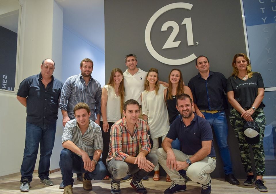 Century 21: la inmobiliaria internacional abrió una oficina en Esperanza