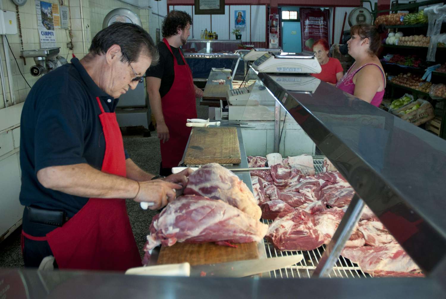 Se pagan casi $ 100 de impuestos por cada kilo de carne