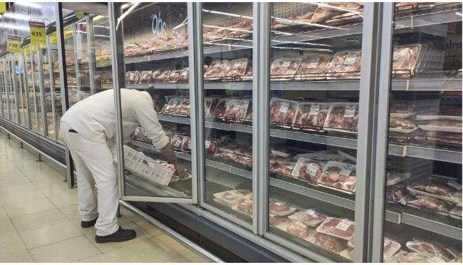 La Argentina pierde 100 millones de dólares mensuales por las restricciones a las exportaciones de carne