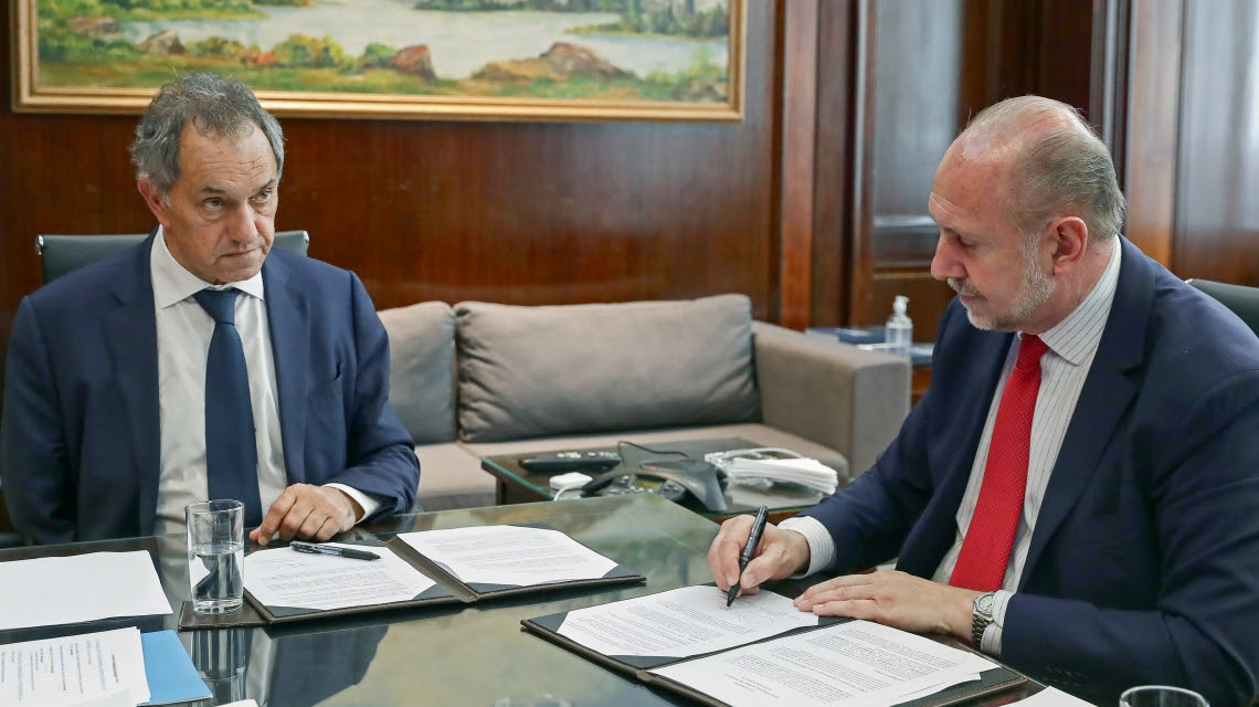 Luego de una reunión con Perotti, Scioli anunció $ 2.500 millones para las pymes de Santa Fe
