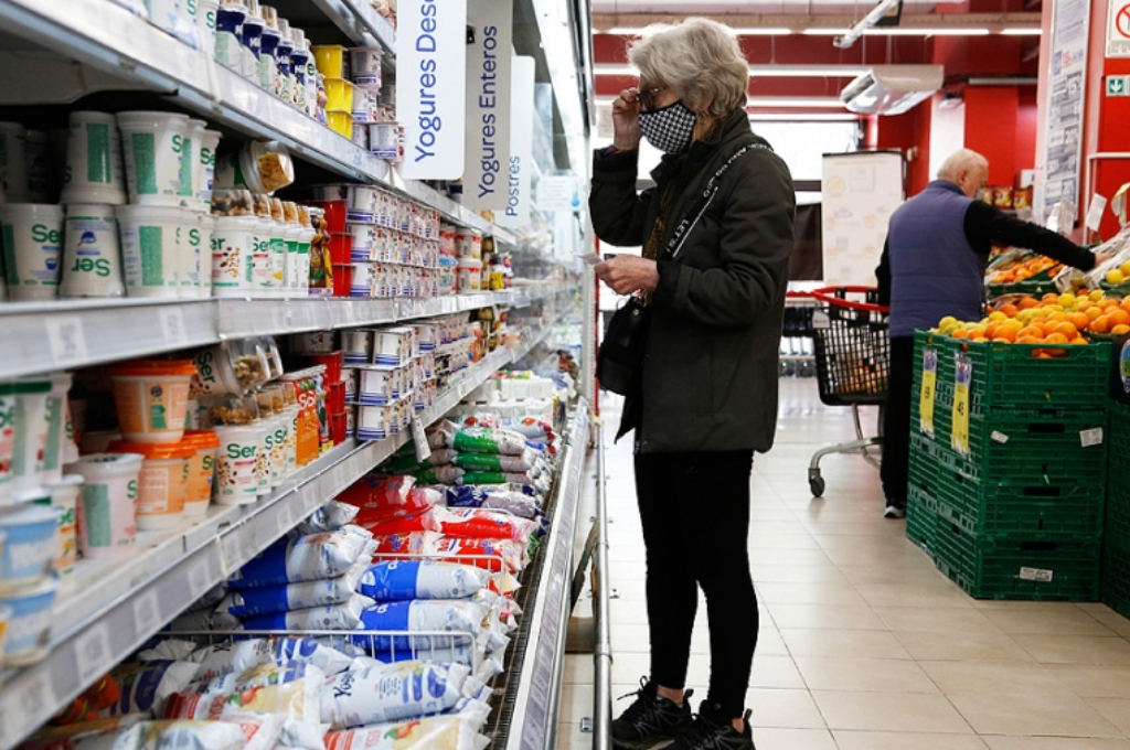 Inflación 2022: estiman que va a terminar “cómodamente arriba del 85%”