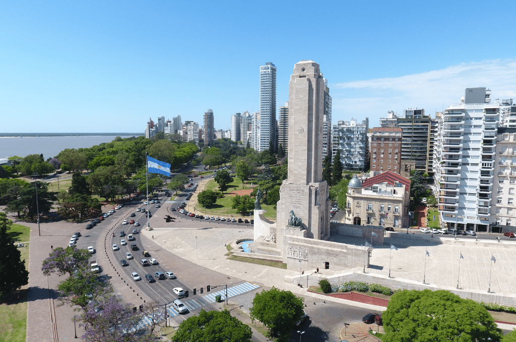 El no avance de obras en el Monumento suma criticas: "Es el símbolo del abandono a Rosario"