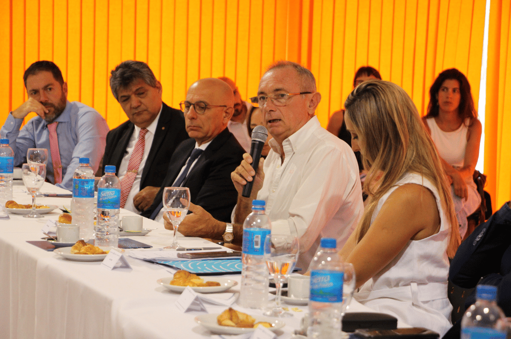 Santa Fe y el Banco Nación buscan continuar financiando al sector industrial