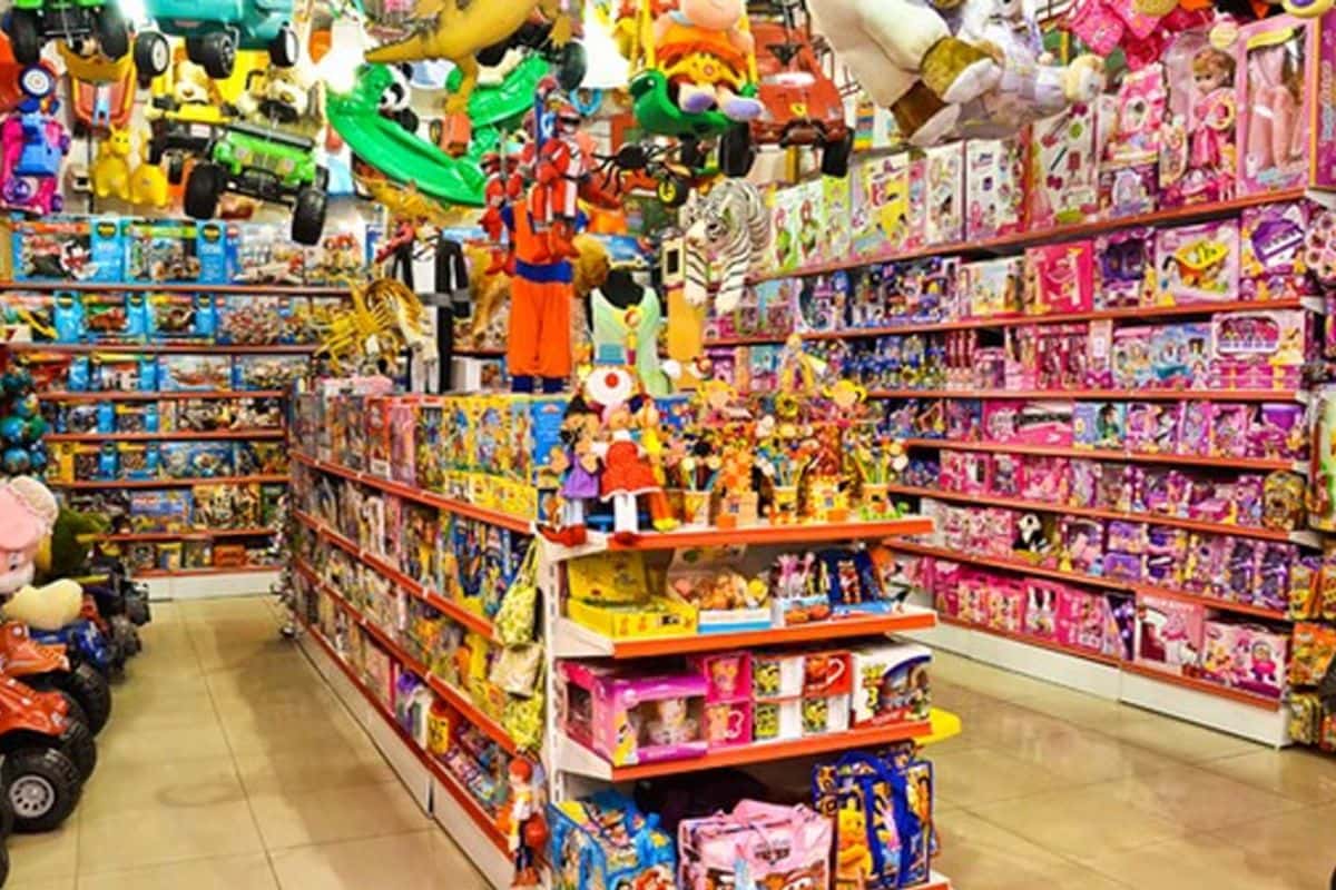 Navidad 2023: las ventas de juguetes cayeron un 6 %